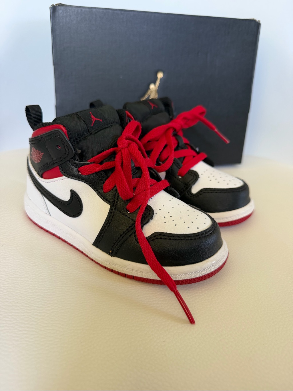 Air Jordan 1 Mid "Alternate Bred Toe" Toddler Size 8c